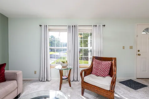 19 Granite Circle Hampstead NH 03841