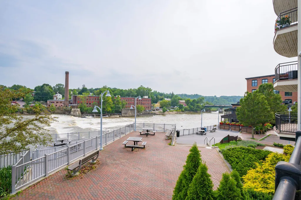 60 Winooski Falls Way Winooski VT 05404