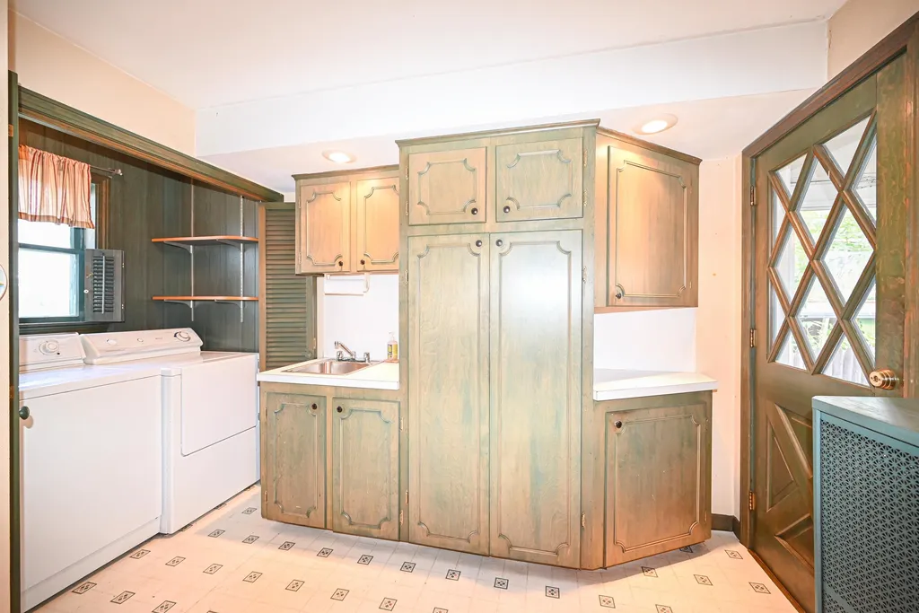511 Spruce Street Manchester NH 03103