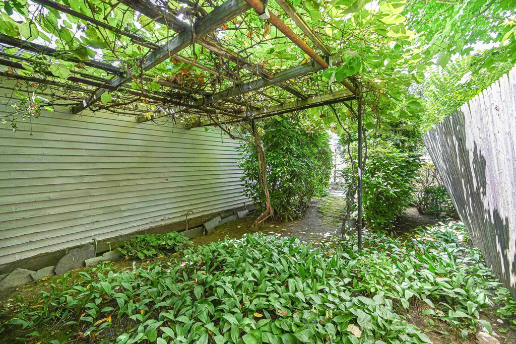 511 Spruce Street Manchester NH 03103