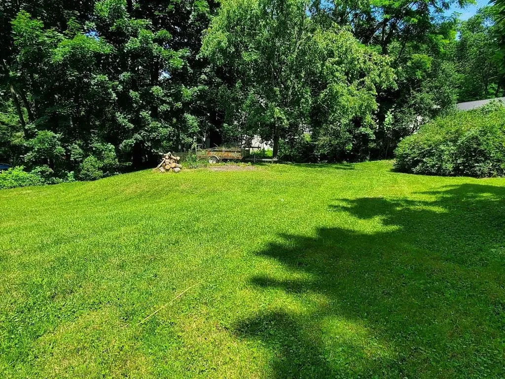 27 Seminary Road Lebanon NH 03784