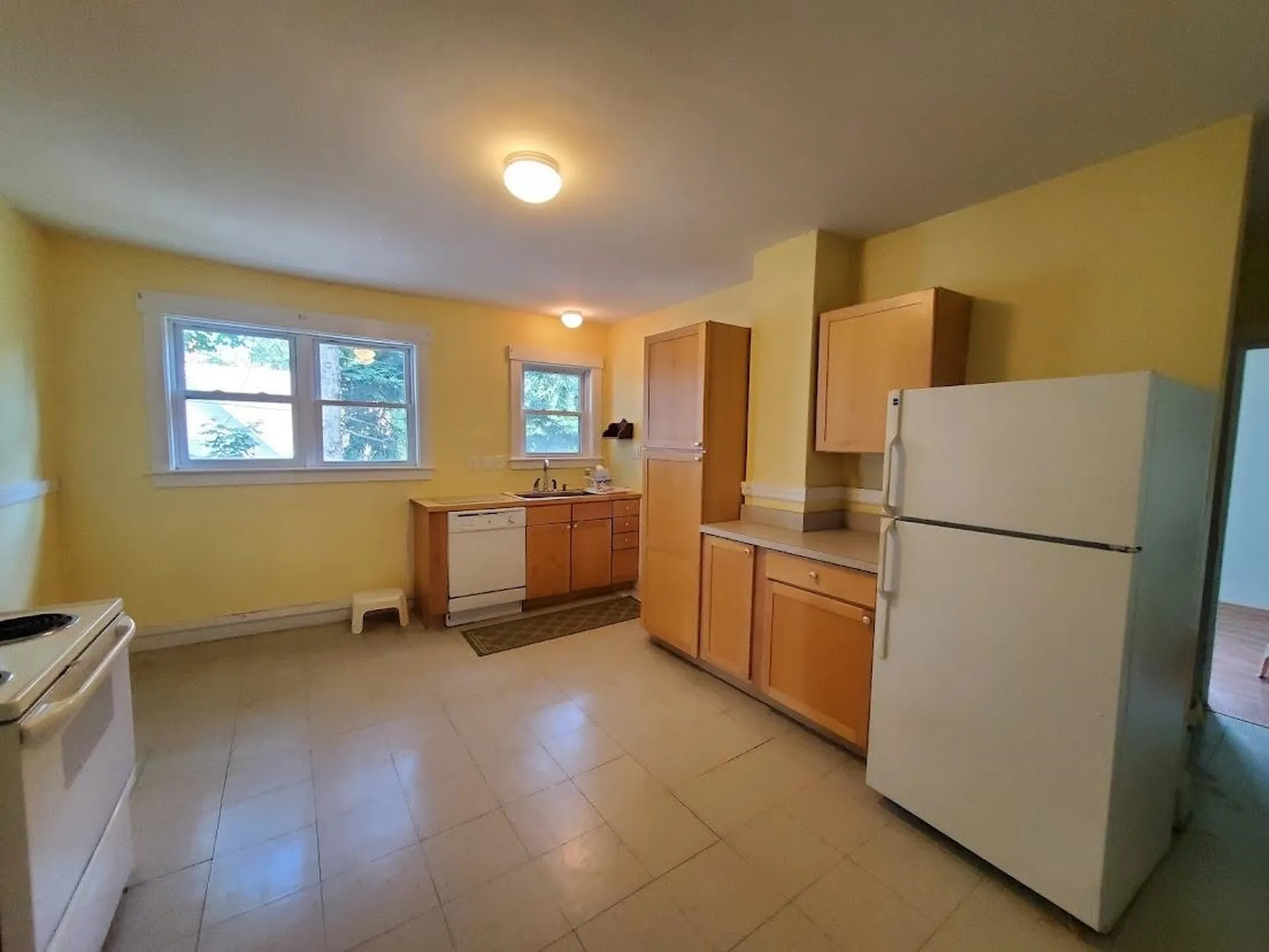 27 Seminary Road Lebanon NH 03784