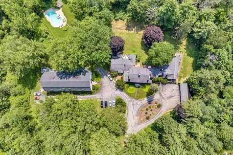 2 Farmhouse Lane Wolfeboro NH 03894