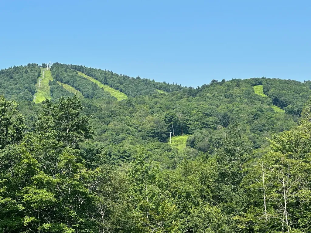 27 Stags Leap Lane Wilmington VT 05363