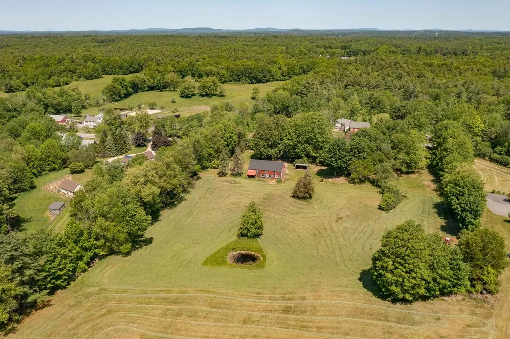 310 Middle Road Brentwood NH 03833