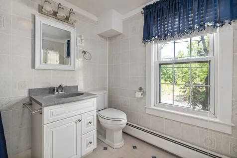 310 Middle Road Brentwood NH 03833