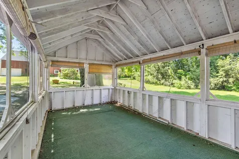 310 Middle Road Brentwood NH 03833