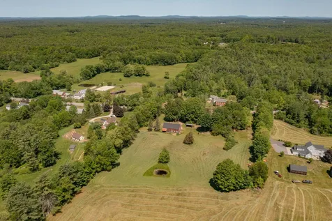 310 Middle Road Brentwood NH 03833