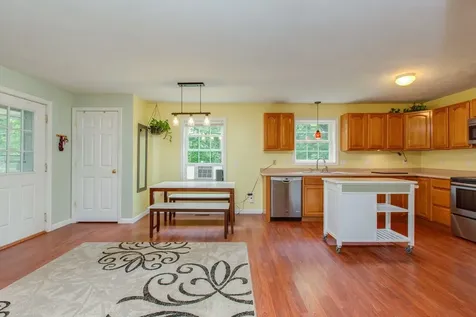 457 1st Nh Turnpike Northwood NH 03261