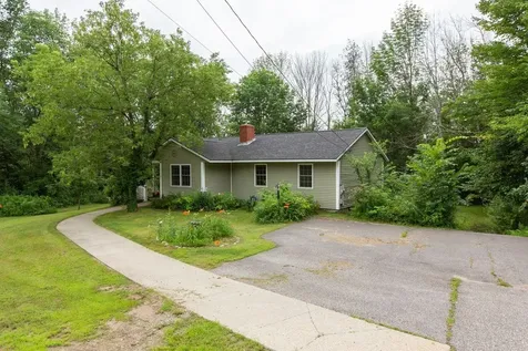 457 1st Nh Turnpike Northwood NH 03261