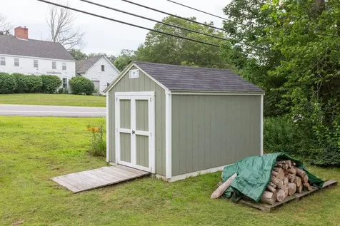 457 1st Nh Turnpike Northwood NH 03261
