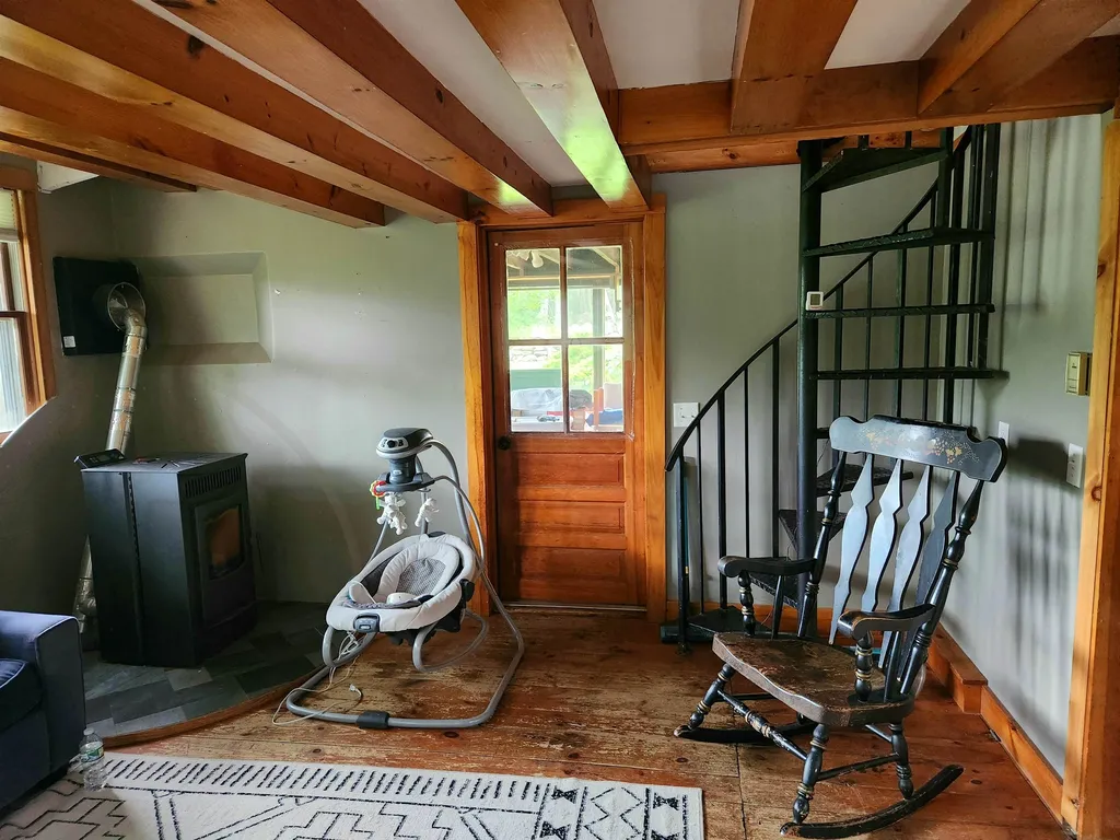 407 Monadnock Street Troy NH 03465