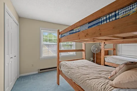 27 Williamsburg Circle Laconia NH 03246