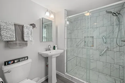 27 Williamsburg Circle Laconia NH 03246
