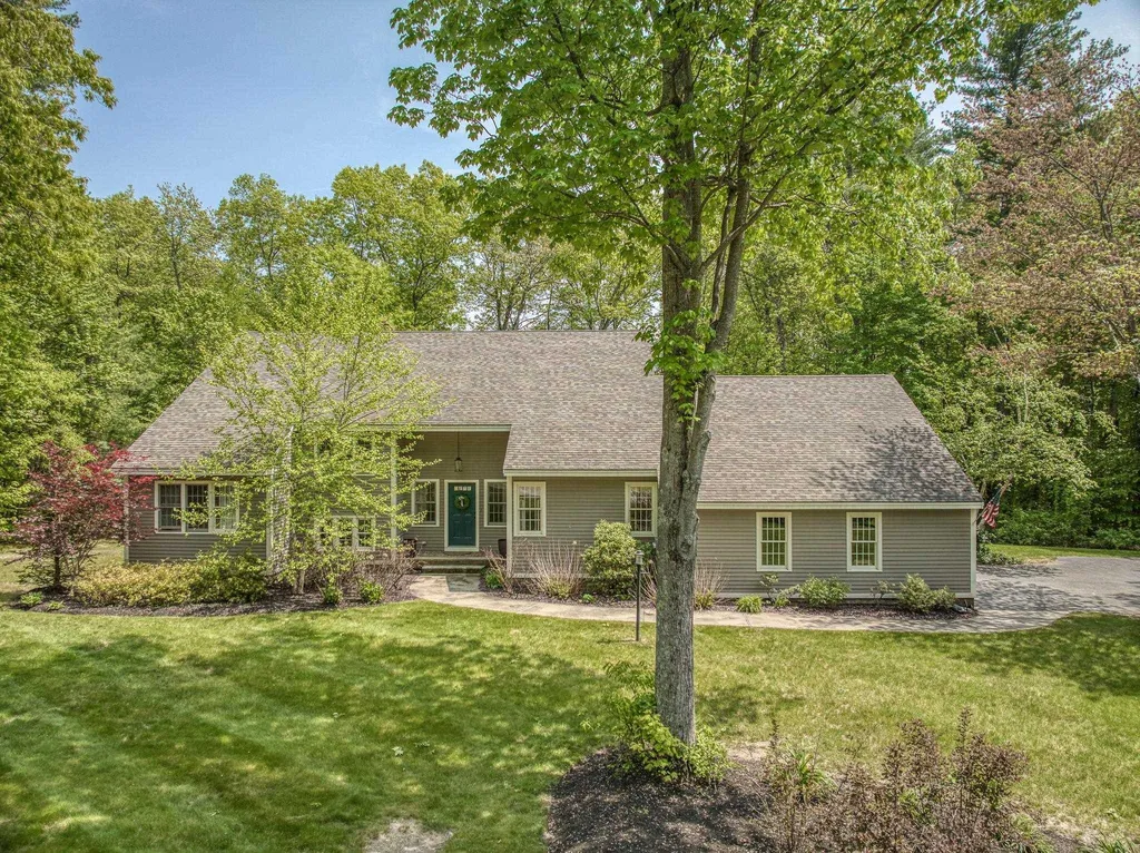 8 Jefferson Road Windham NH 03087