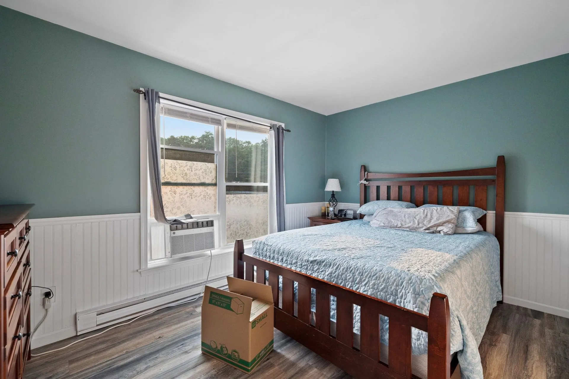 10 Flanders Road Enfield NH 03748