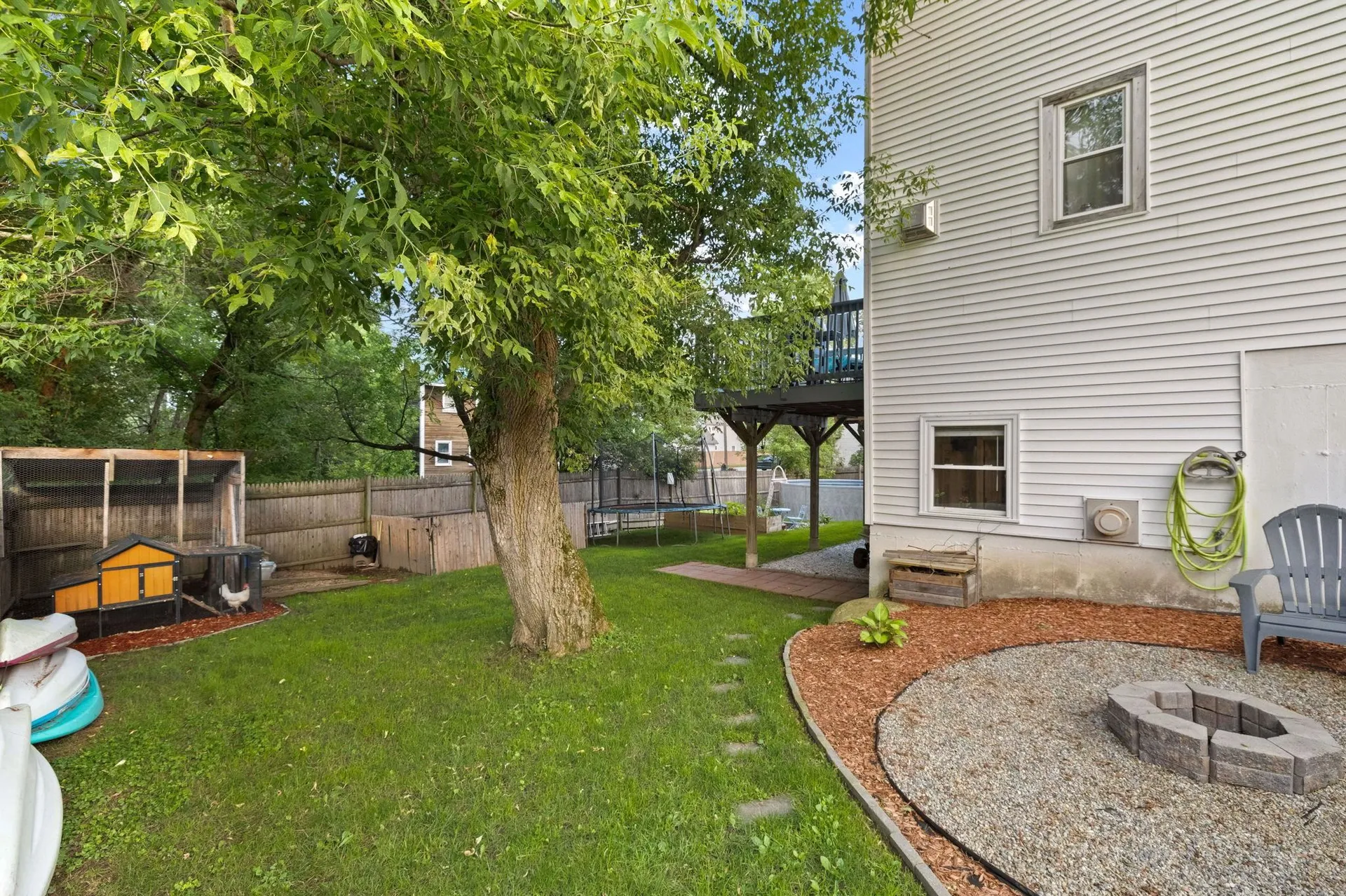 10 Flanders Road Enfield NH 03748