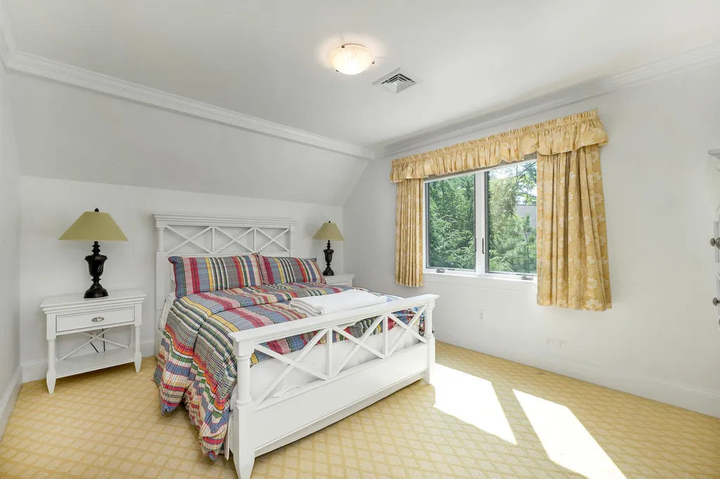 72 Parker Island Road Wolfeboro NH 03894