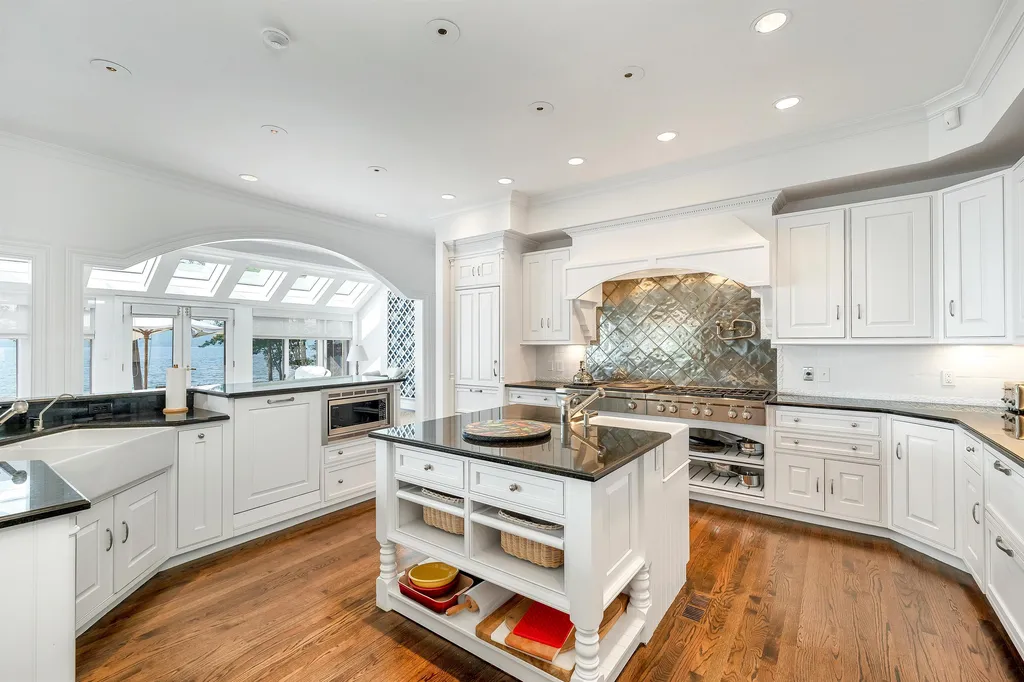 72 Parker Island Road Wolfeboro NH 03894
