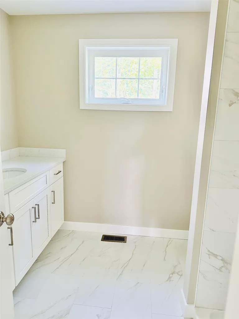 6 Juniper Drive Dover NH 03820
