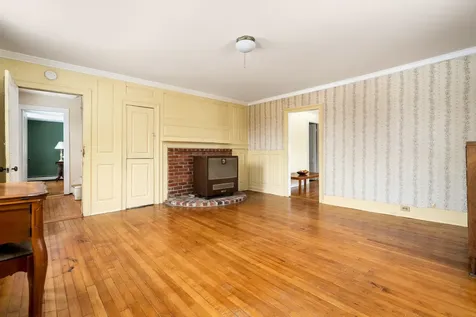 131 North Road East Kingston NH 03827