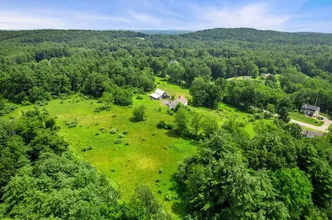 131 North Road East Kingston NH 03827