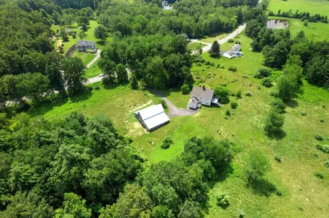 131 North Road East Kingston NH 03827
