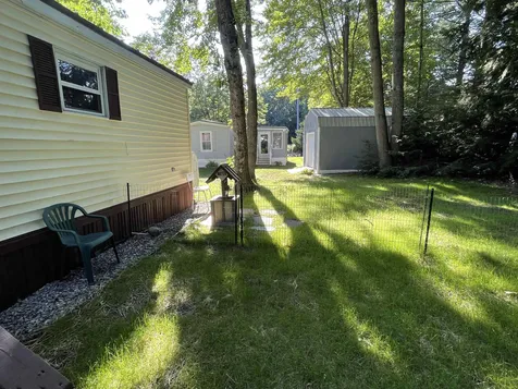 320 Old Lake Shore Road Gilford NH 03249