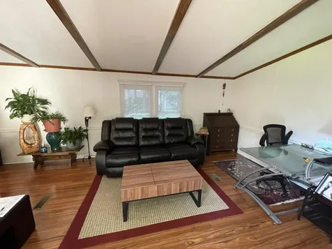 320 Old Lake Shore Road Gilford NH 03249