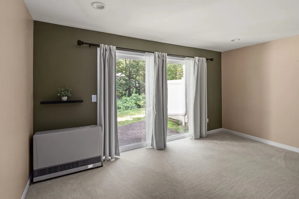 160 Partridge Hill Colchester VT 05446