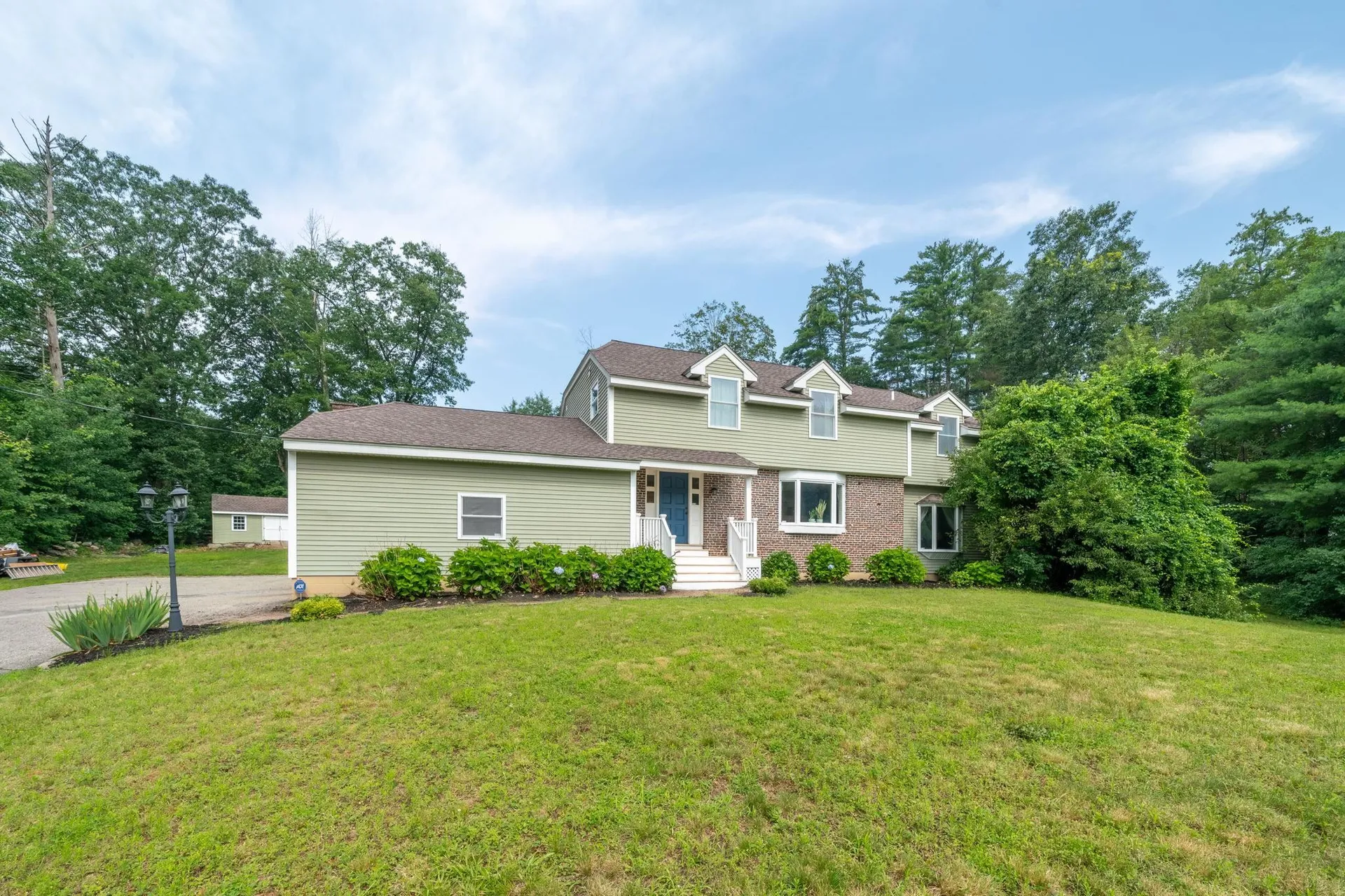 6 Lowell Road Windham NH 03087