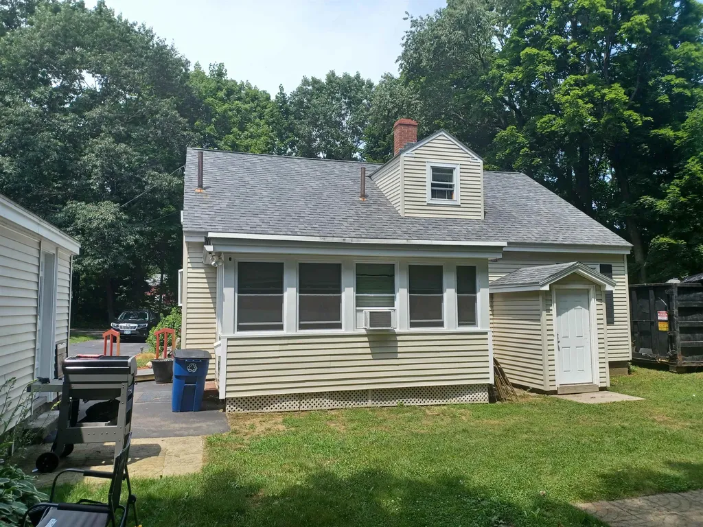 4 Daniel Street Somersworth NH 03878