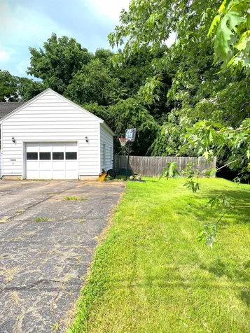 33 Nash Parkway Somersworth NH 03878