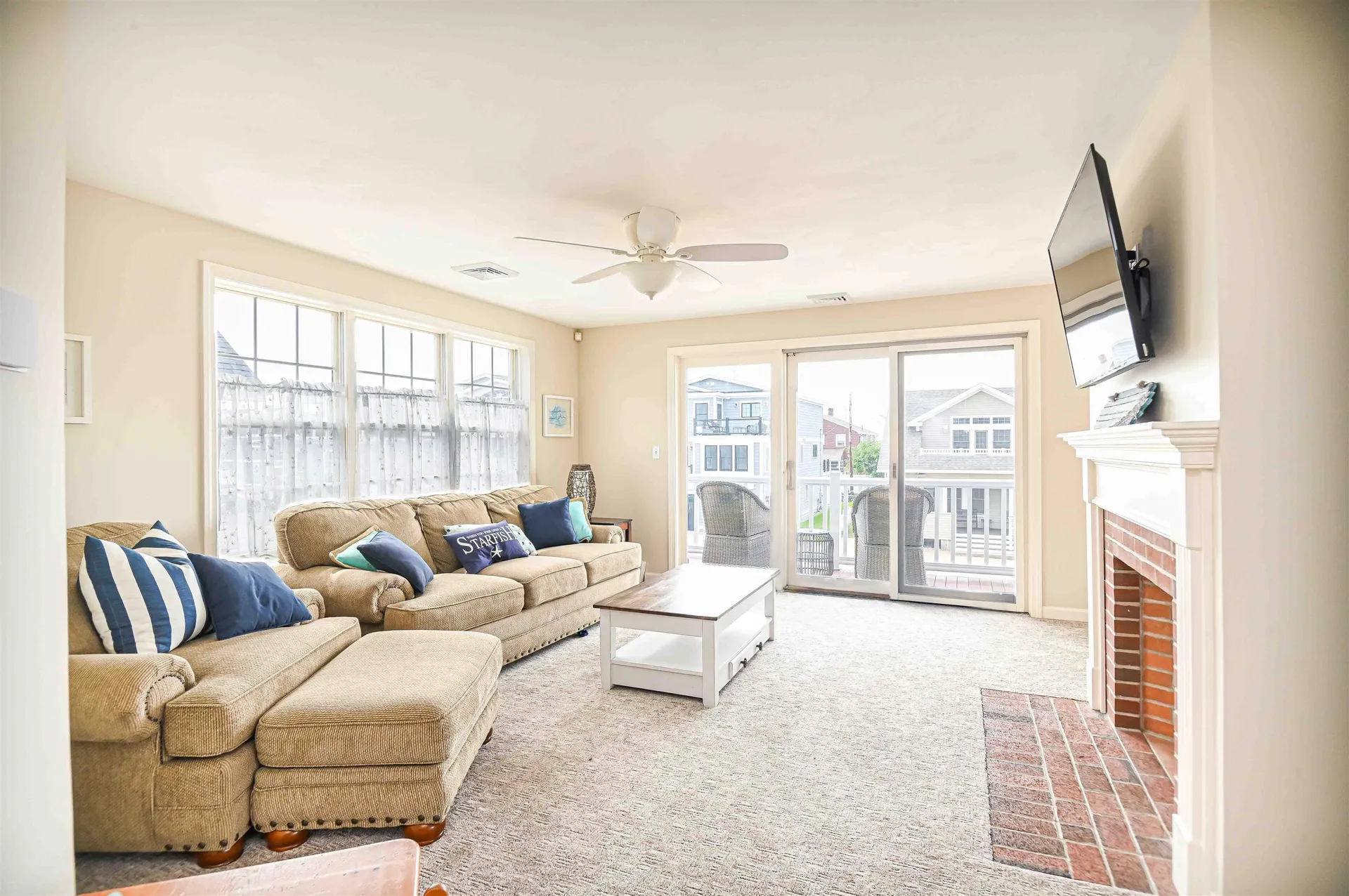 21 Chelmsford Street Seabrook NH 03874
