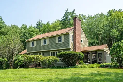 121 Baboosic Lake Road Amherst NH 03031