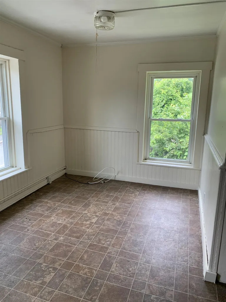 172 Maple Street St. Johnsbury VT 05819