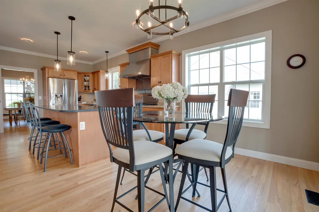 21 Brookview Road Windham NH 03087