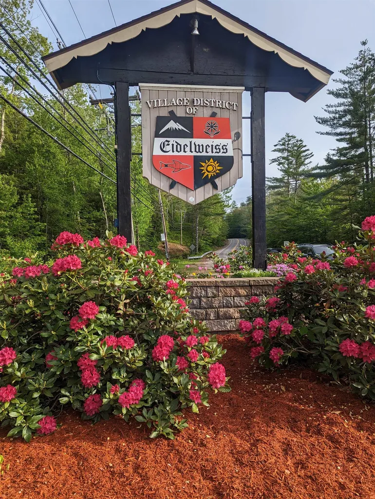 18 Winnigon Road Madison NH 03849
