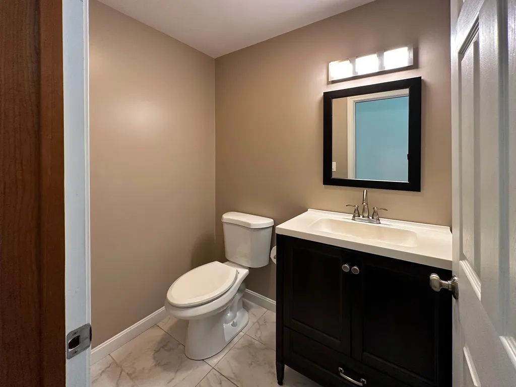 20 Timber Lane Lebanon NH 03766