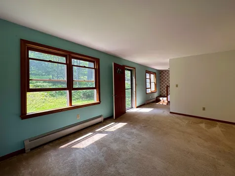 20 Timber Lane Lebanon NH 03766