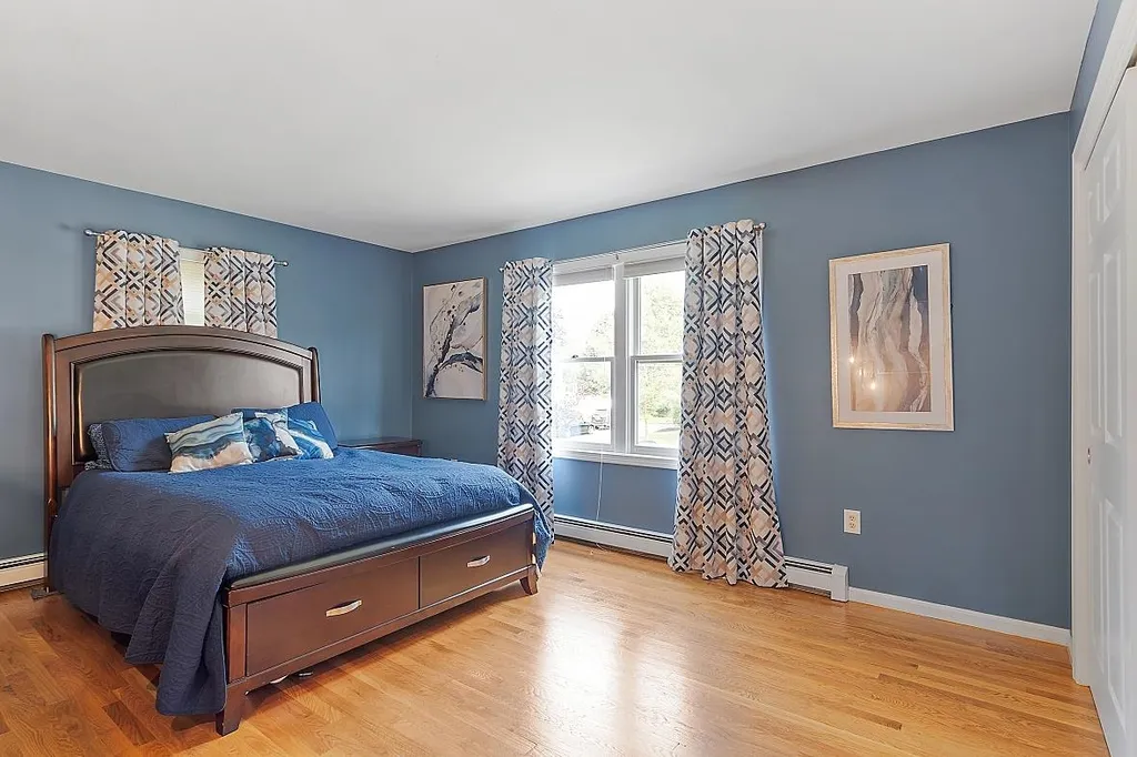 48 Elmwood Avenue Salem NH 03079