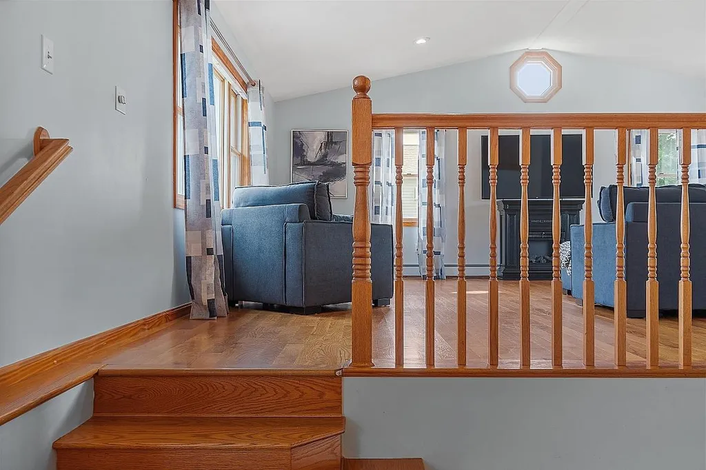 48 Elmwood Avenue Salem NH 03079