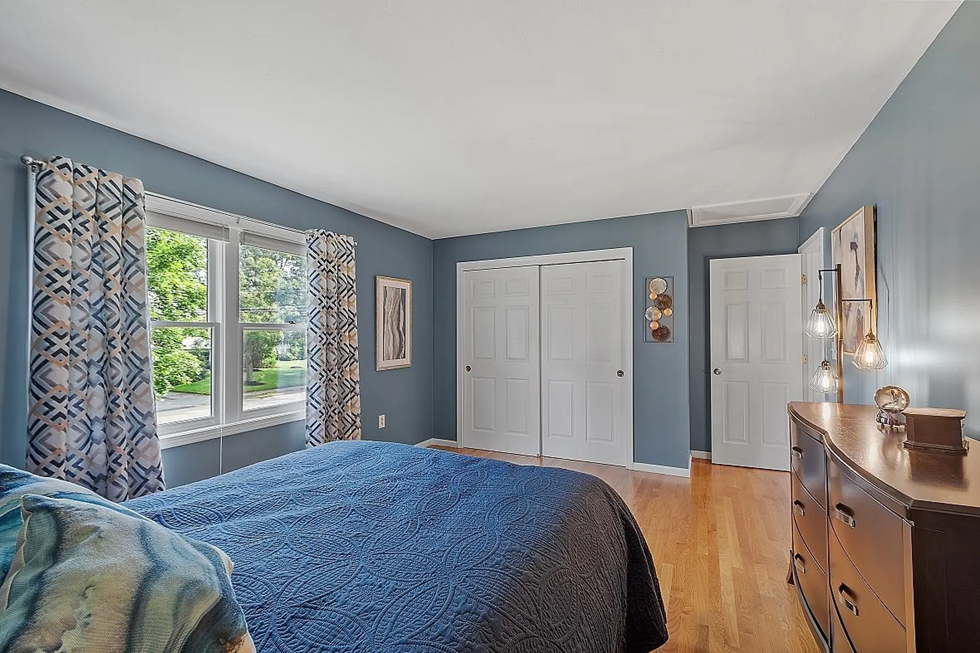 48 Elmwood Avenue Salem NH 03079