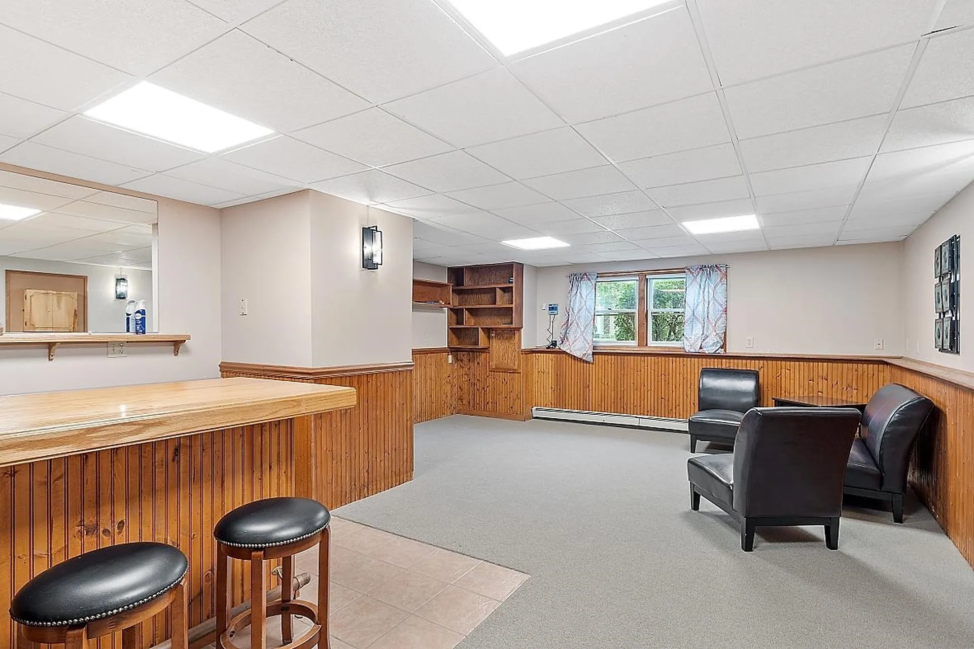 48 Elmwood Avenue Salem NH 03079