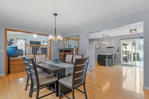 48 Elmwood Avenue Salem NH 03079
