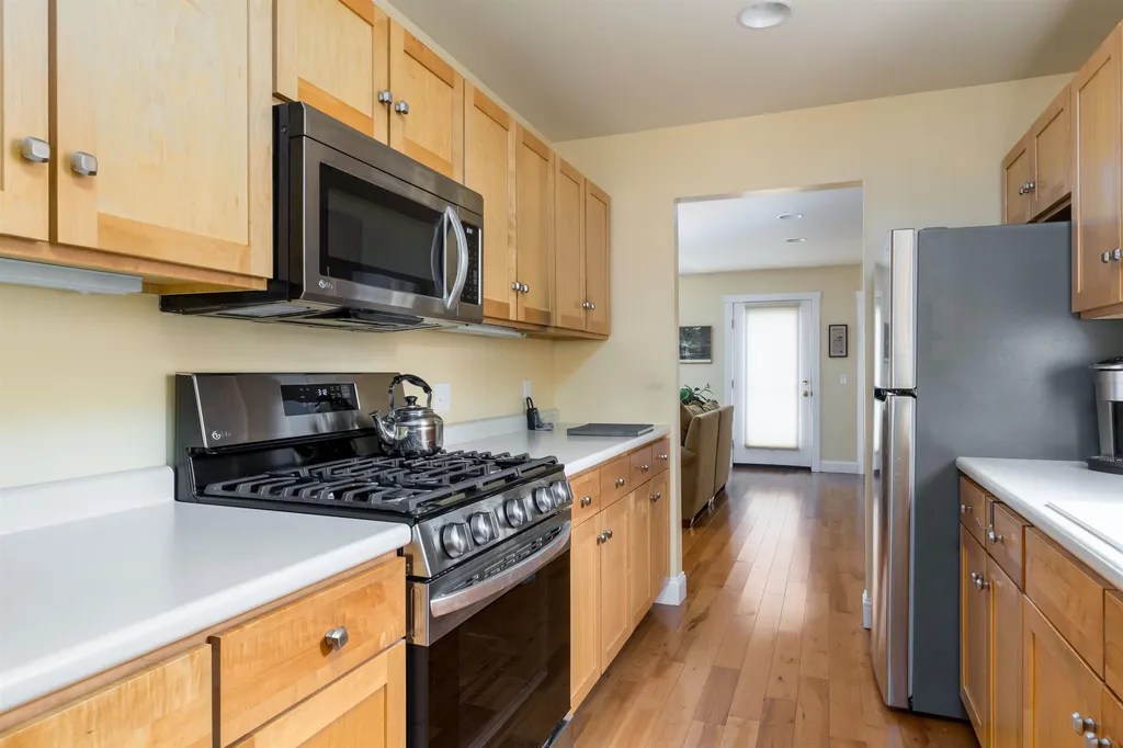 310 Commons Road Williston VT 05495