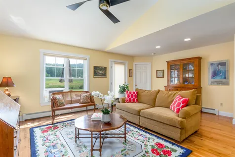 310 Commons Road Williston VT 05495
