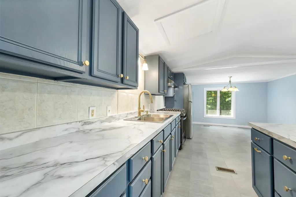 60 Pine Park Haverhill NH 03765