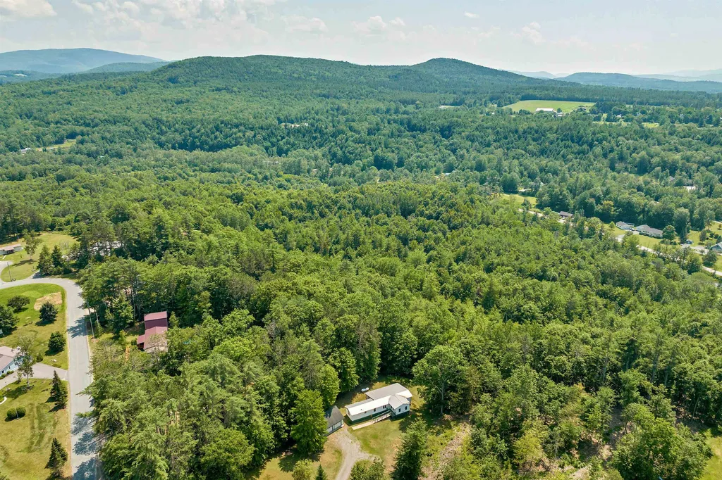 60 Pine Park Haverhill NH 03765