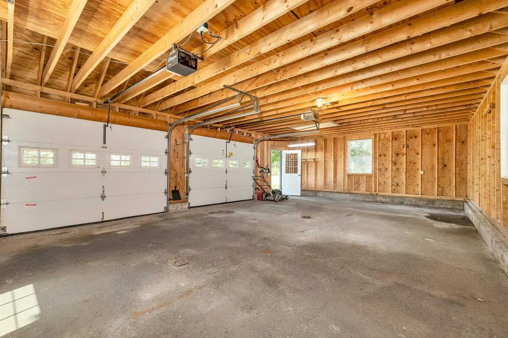 60 Pine Park Haverhill NH 03765